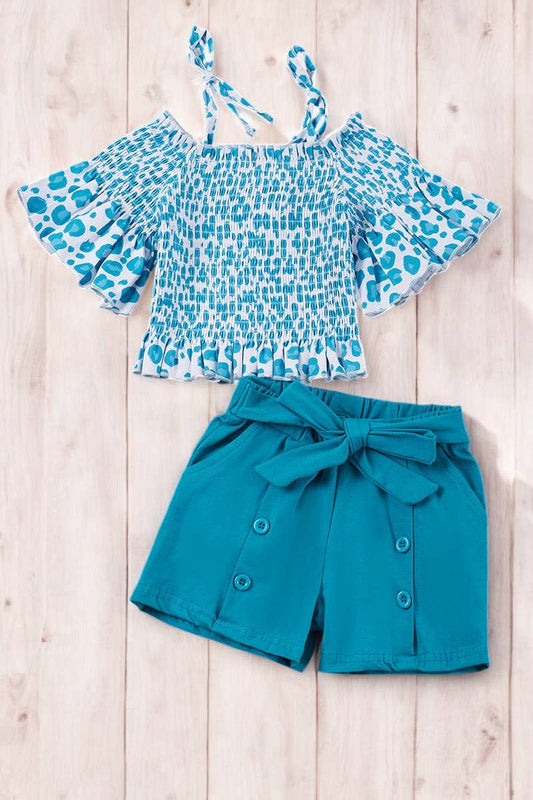 Animal printed cold shoulder top & relaxed fit shorts